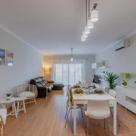 7 Mares Com * Σάγκρες